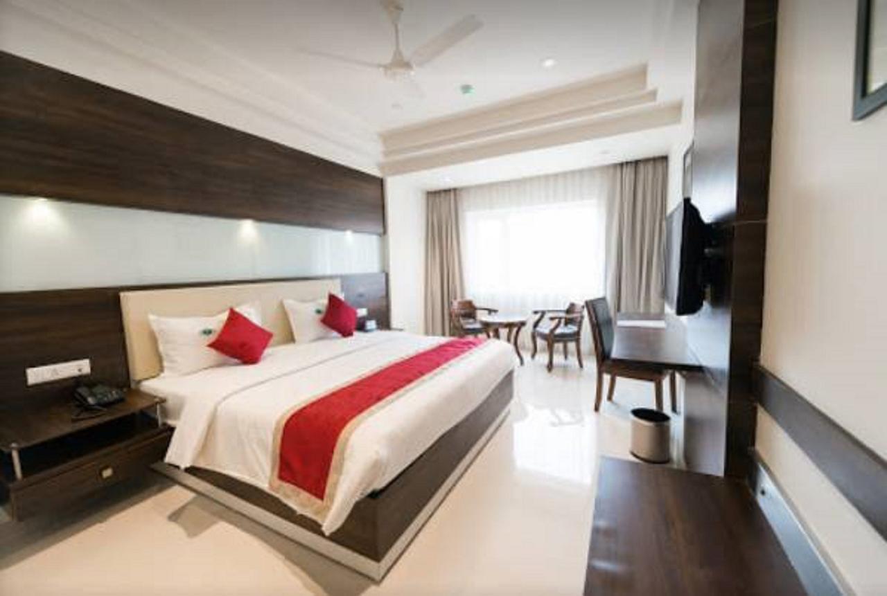 Park Continental Hotel Хидерабад Екстериор снимка